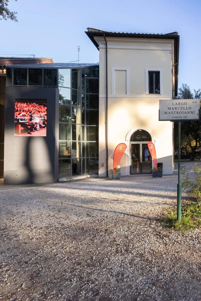 Image 5 of the gallery