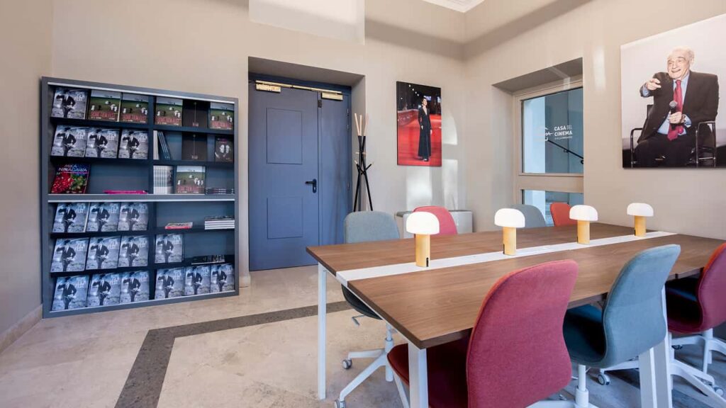 Image 2 of the gallery