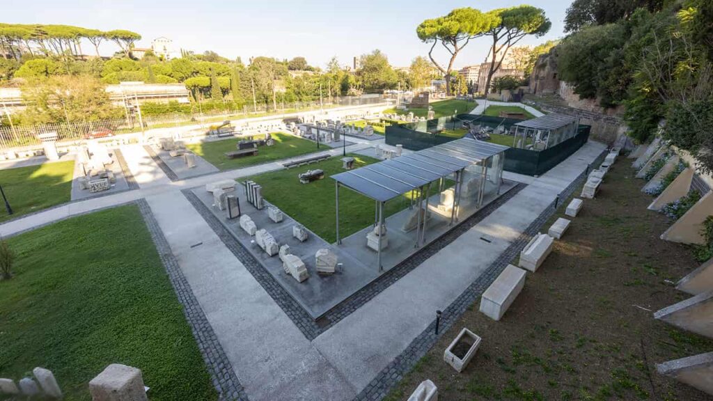 Image 18 of the gallery