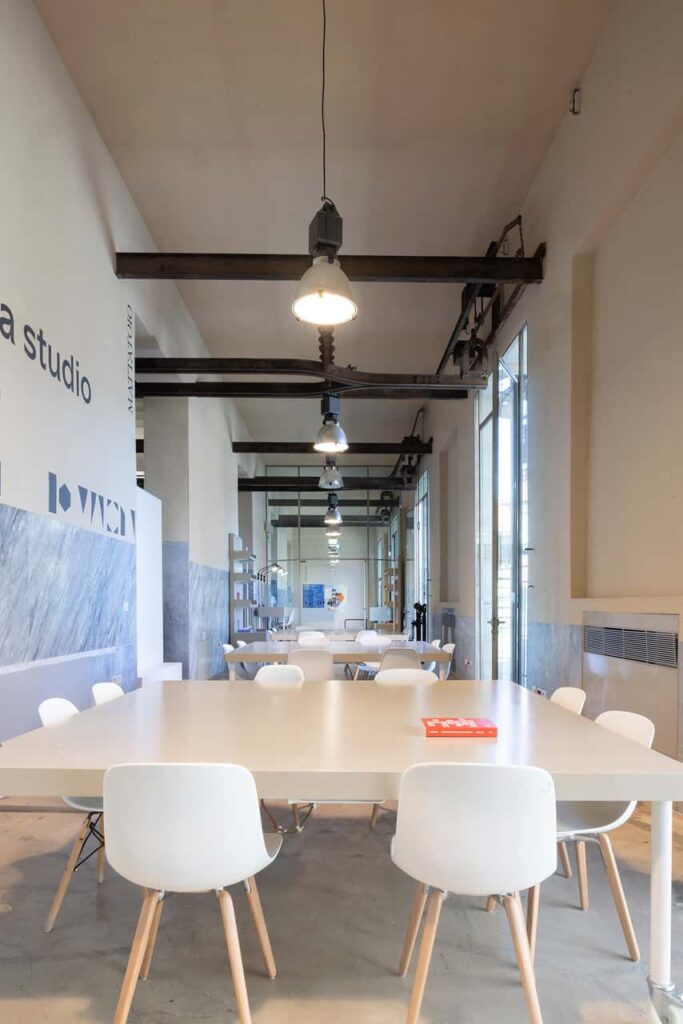 Image 7 of the gallery