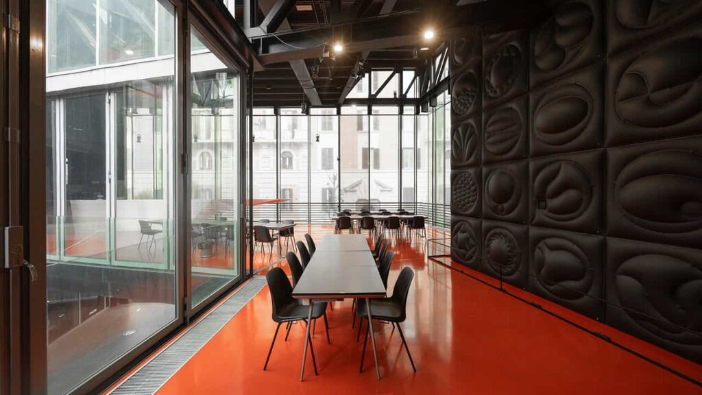 Image 14 of the gallery