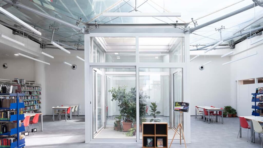 Image 8 of the gallery