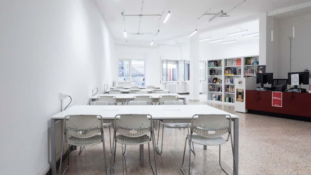 Image 2 of the gallery