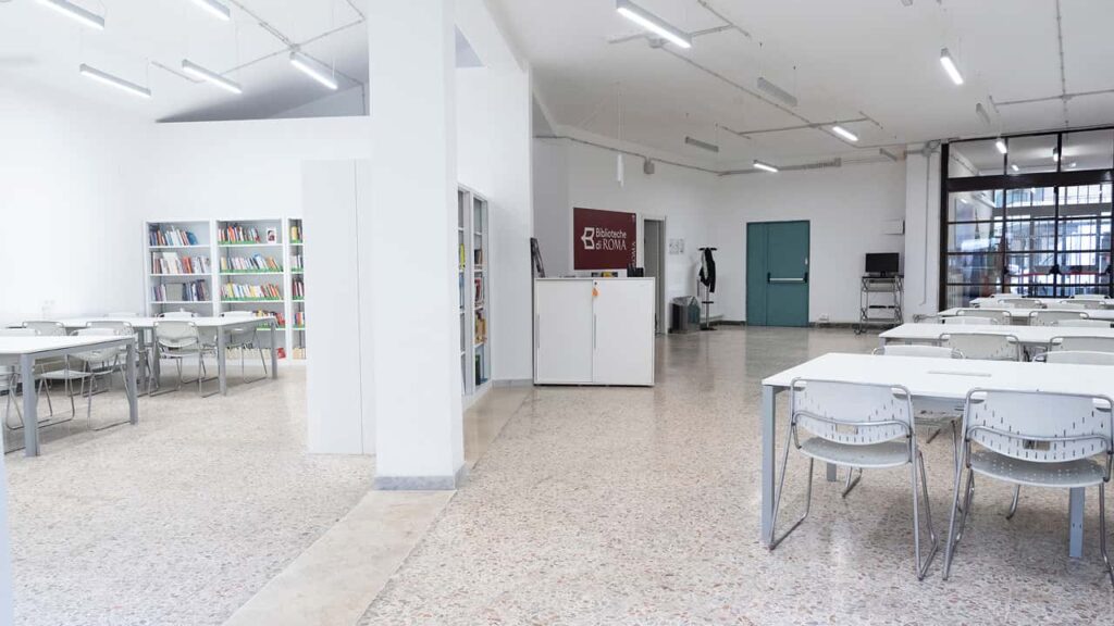 Image 4 of the gallery