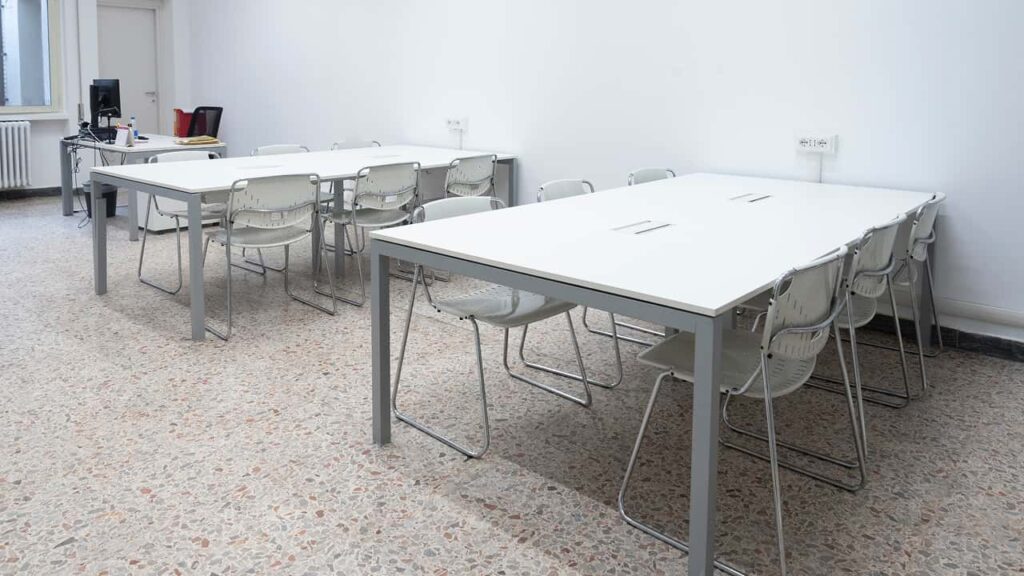 Image 5 of the gallery