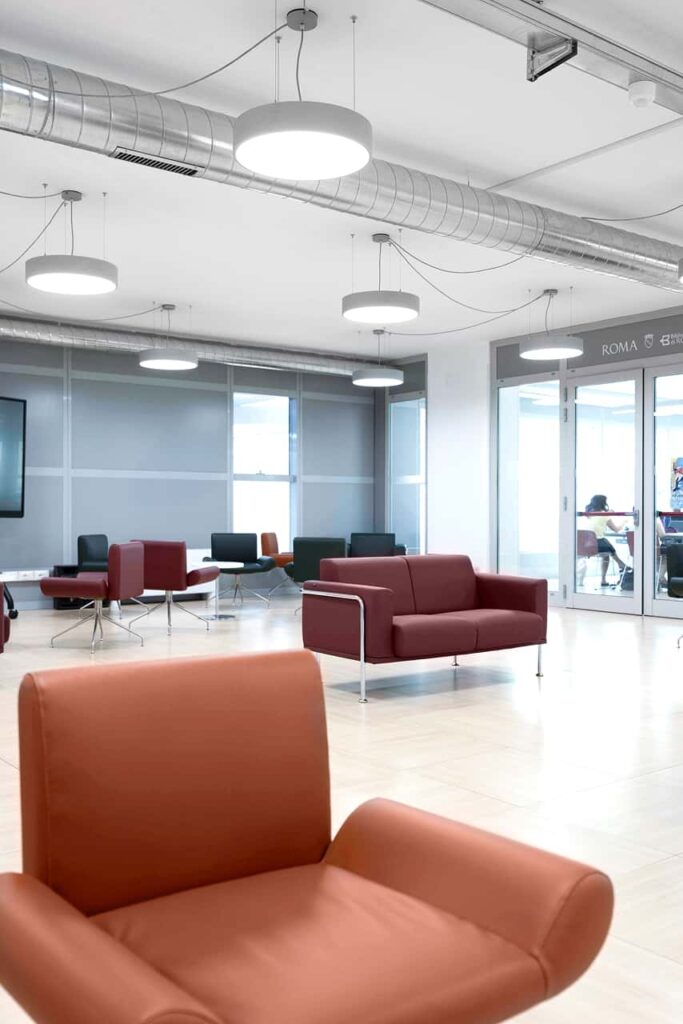 Image 9 of the gallery